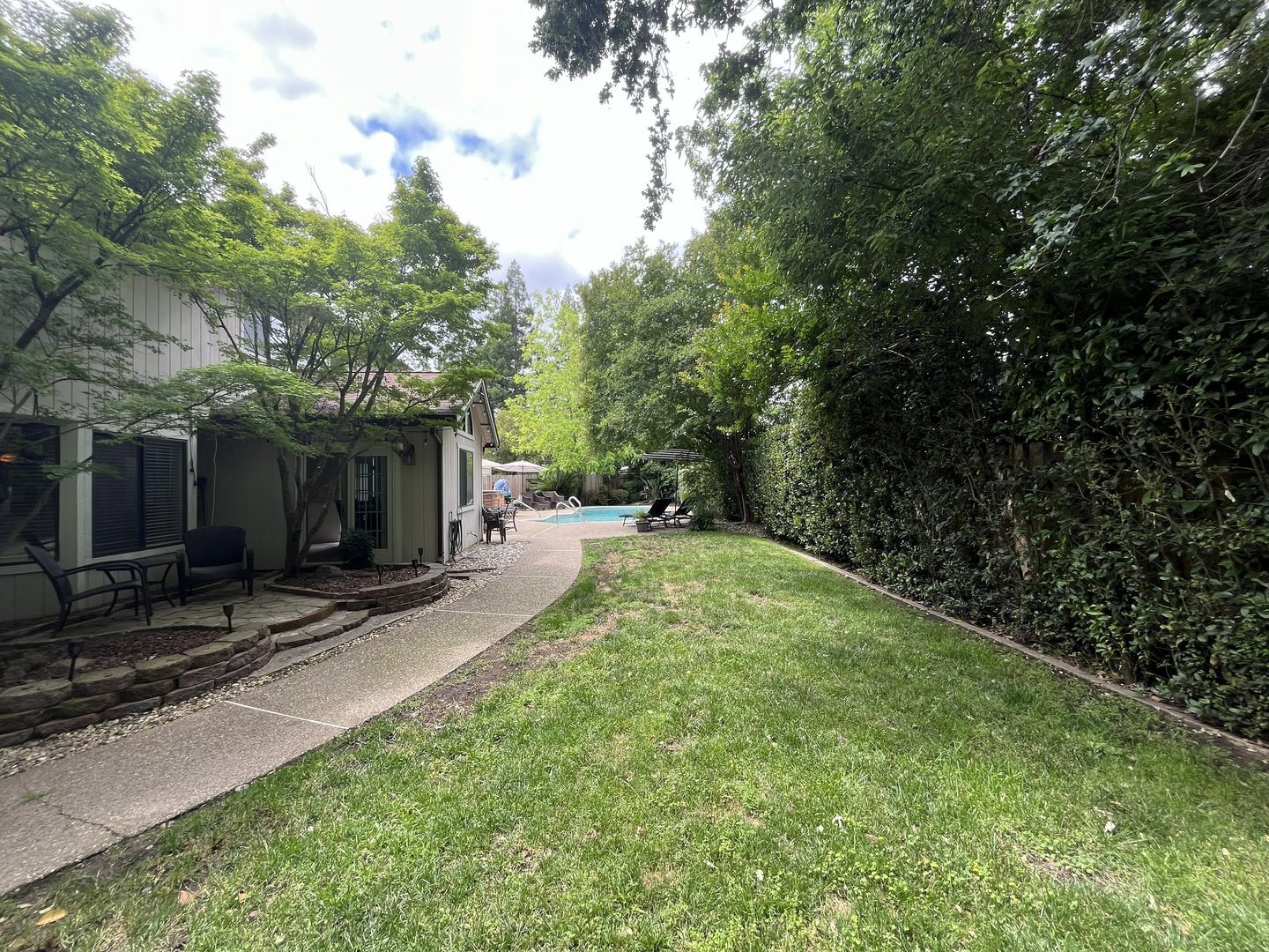 434 Taggert Ct - Roseville - California - 5 bed, 3 bath rental property