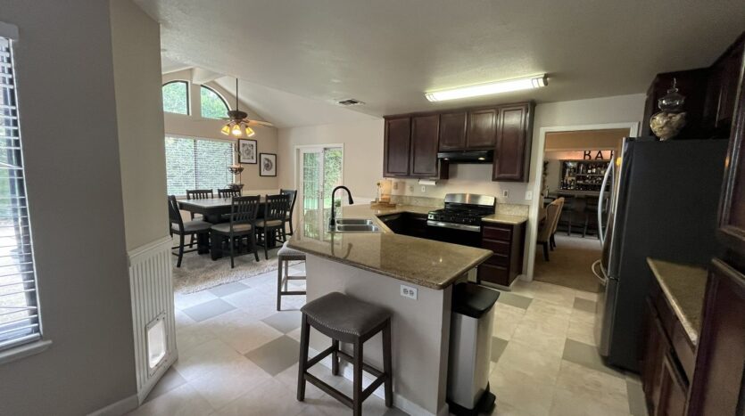 434 Taggert Ct - Roseville - California - 5 bed, 3 bath rental property