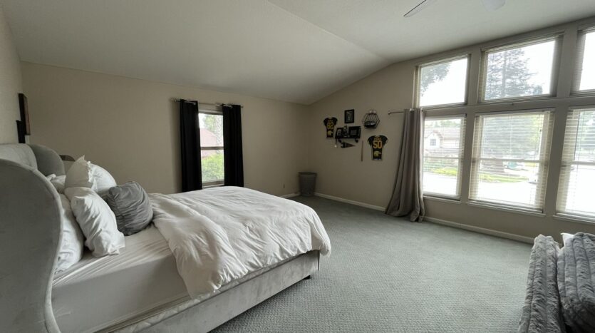 434 Taggert Ct - Roseville - California - 5 bed, 3 bath rental property