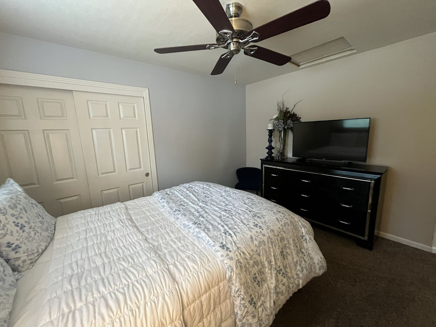 434 Taggert Ct - Roseville - California - 5 bed, 3 bath rental property