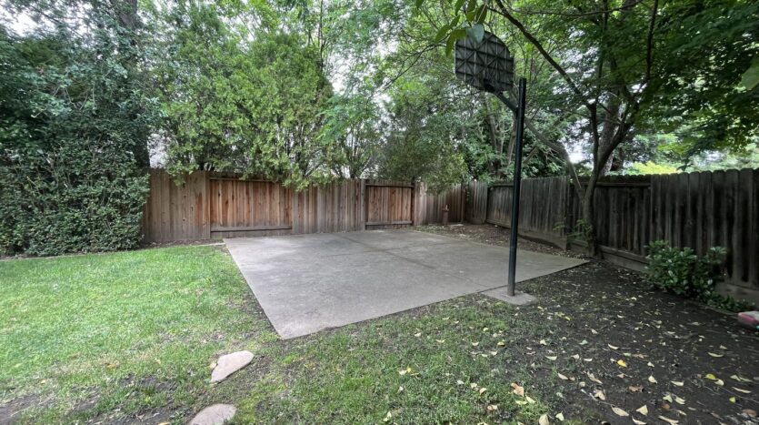 434 Taggert Ct - Roseville - California - 5 bed, 3 bath rental property