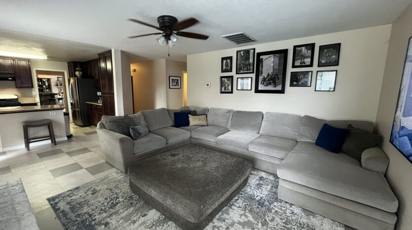434 Taggert Ct - Roseville - California - 5 bed, 3 bath rental property