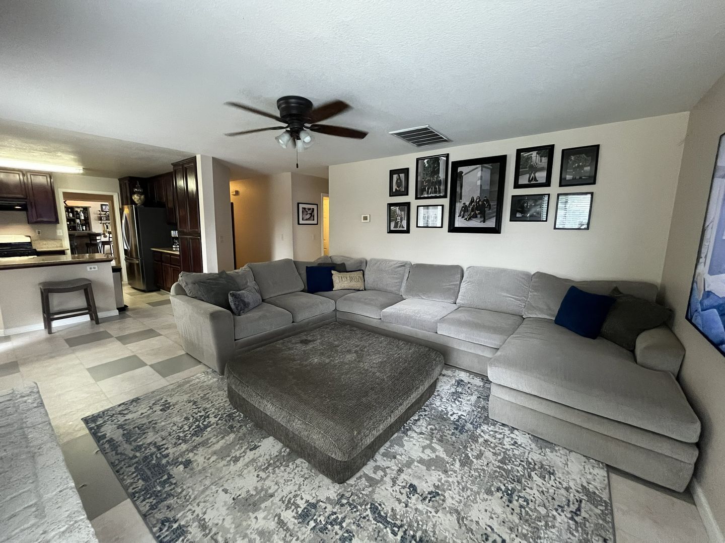 434 Taggert Ct - Roseville - California - 5 bed, 3 bath rental property