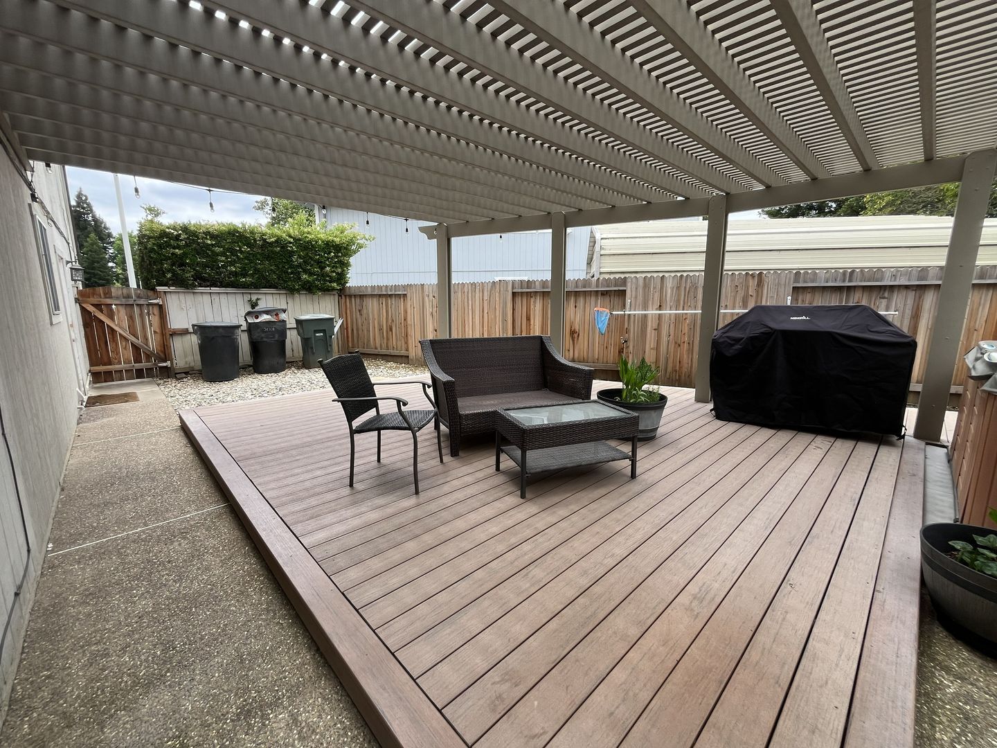 434 Taggert Ct - Roseville - California - 5 bed, 3 bath rental property