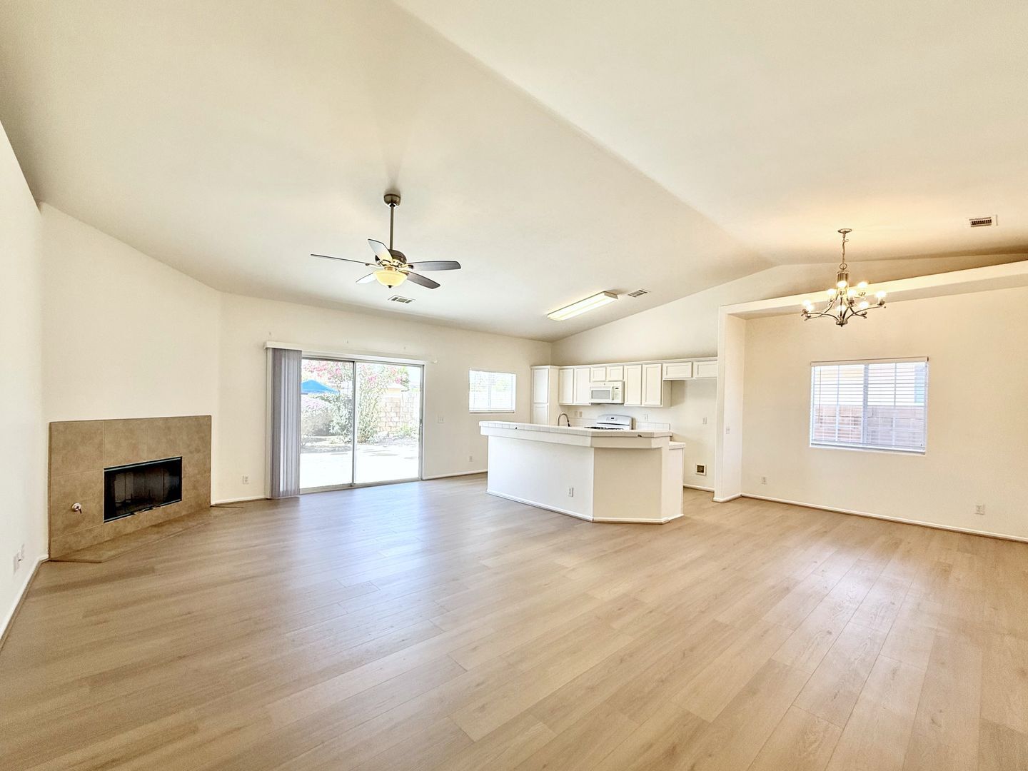43615 Roebelenii Way - Indio - California - 3 bed, 2 bath rental property