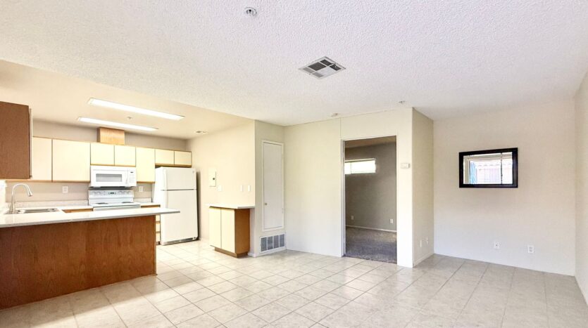 44620 San Rafael Avenue - Unit 01 - Palm Desert - California - 1 bed, 1 bath rental property