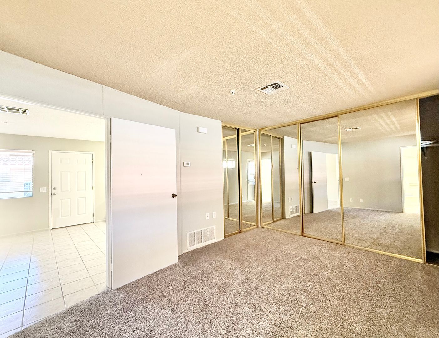 44620 San Rafael Avenue - Unit 01 - Palm Desert - California - 1 bed, 1 bath rental property