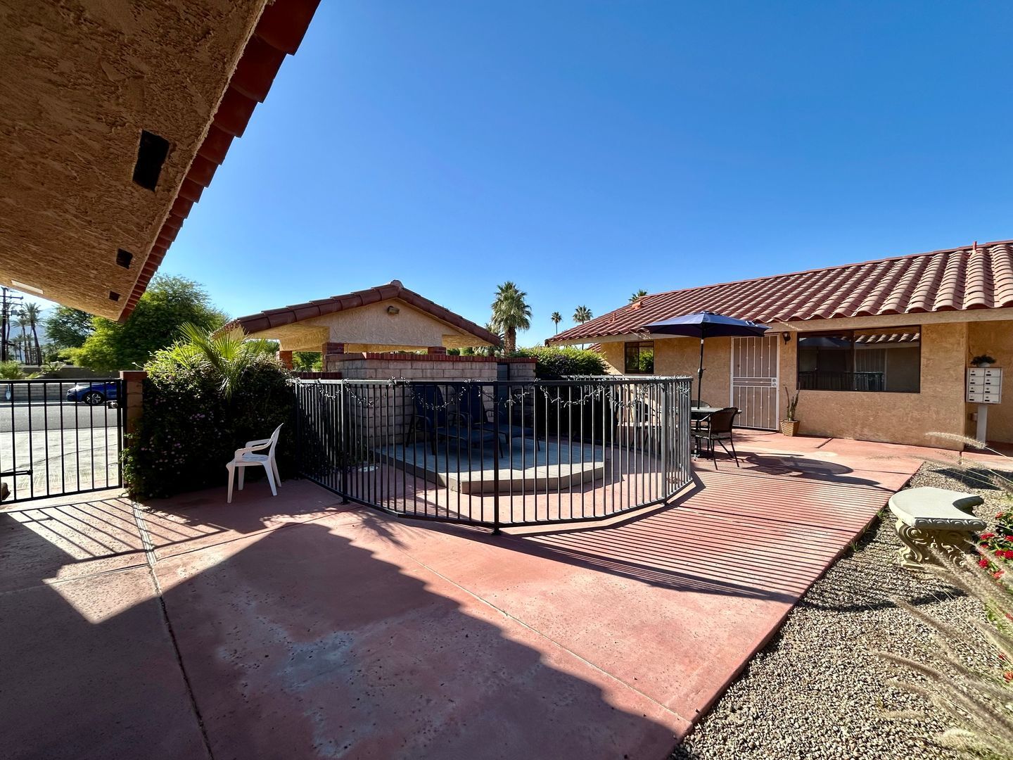 44620 San Rafael Avenue - Unit 01 - Palm Desert - California - 1 bed, 1 bath rental property