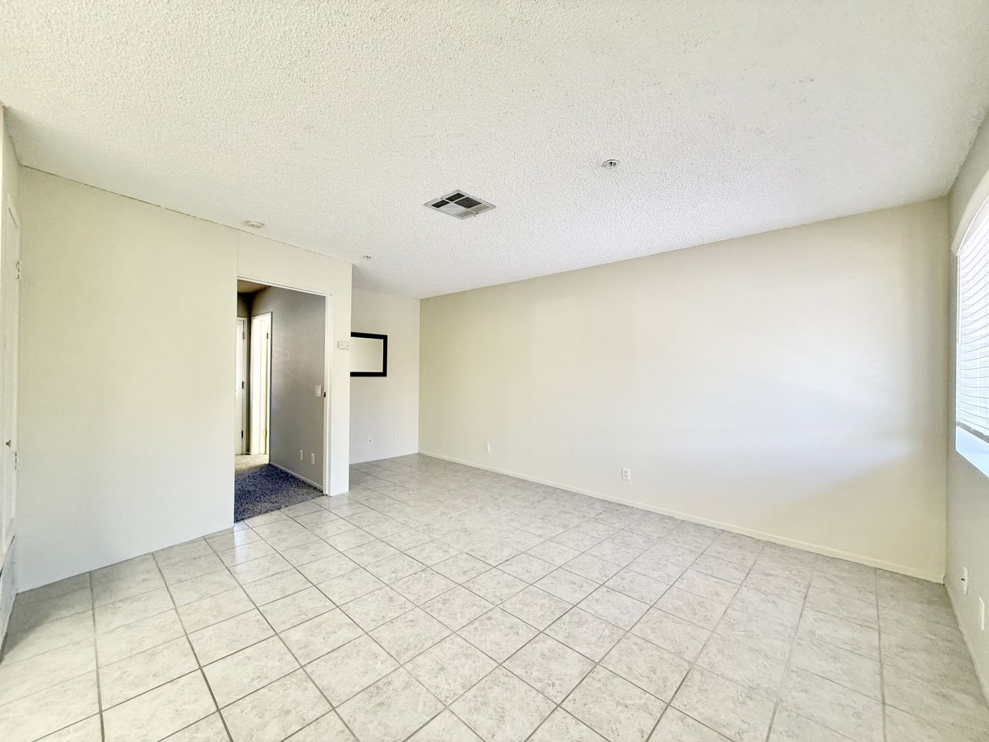 44620 San Rafael Avenue - Unit 01 - Palm Desert - California - 1 bed, 1 bath rental property