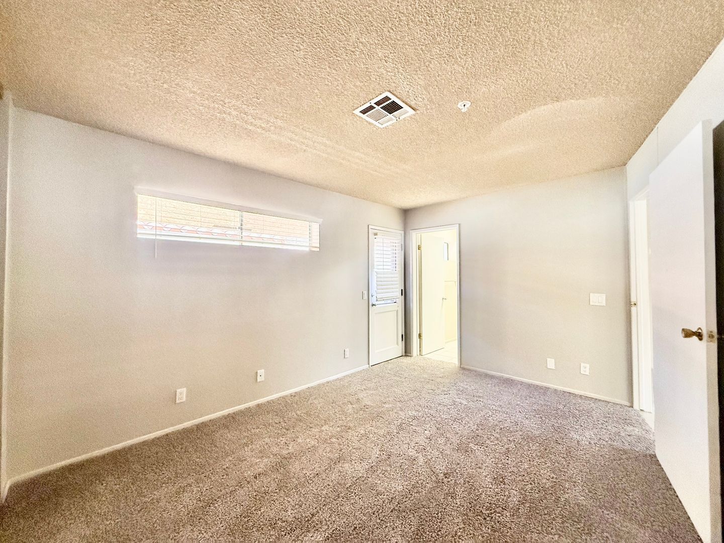 44620 San Rafael Avenue - Unit 01 - Palm Desert - California - 1 bed, 1 bath rental property