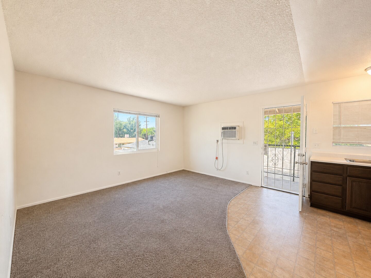 45442 10TH St West - Lancaster - California - 1 bed, 1 bath rental property