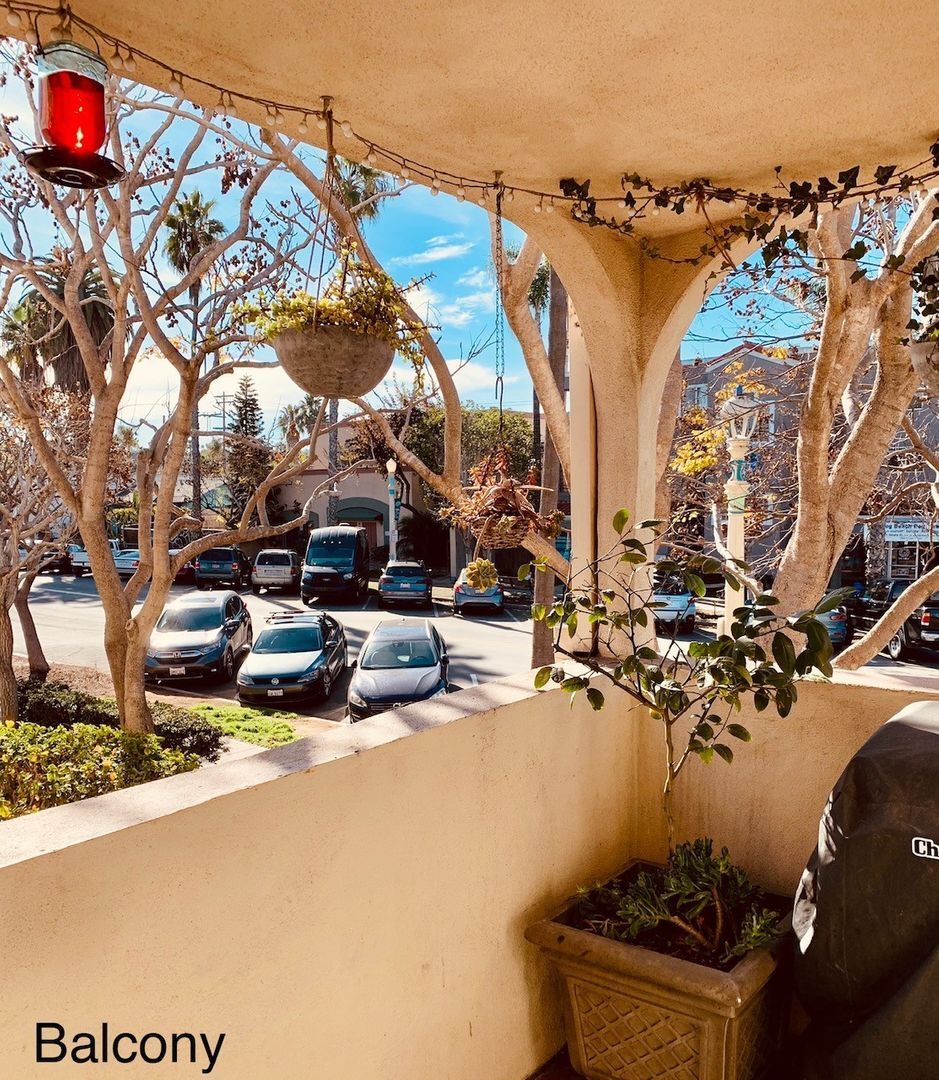 4950 Voltaire St #1 - San Diego - California - 3 bed, 2.5 bath rental property