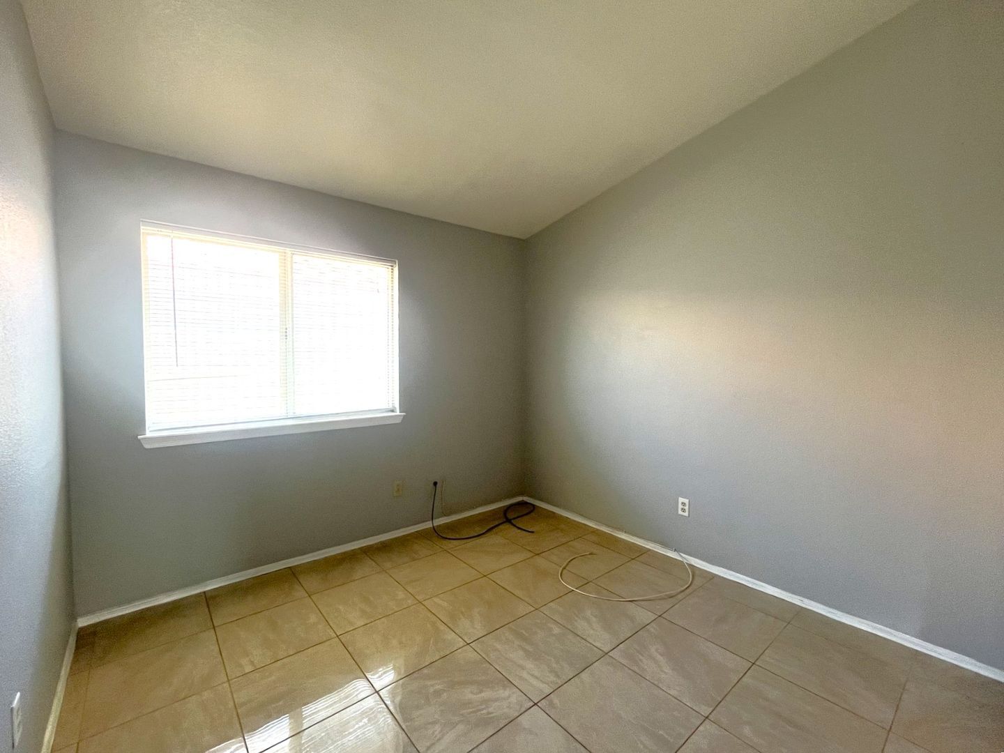 5044 Monte Del Sol Ln - North Las Vegas - Nevada - 3 bed, 2 bath rental property