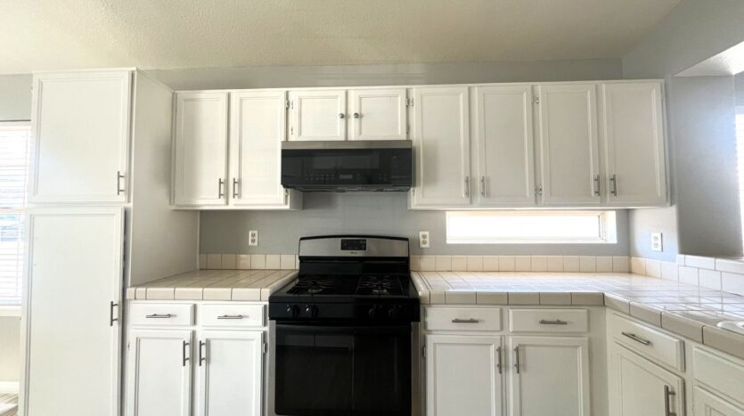 5044 Monte Del Sol Ln - North Las Vegas - Nevada - 3 bed, 2 bath rental property