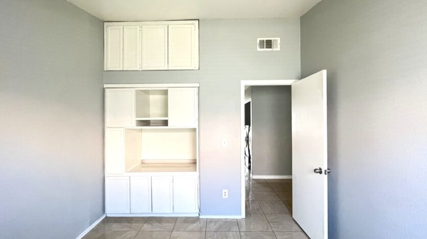 5044 Monte Del Sol Ln - North Las Vegas - Nevada - 3 bed, 2 bath rental property