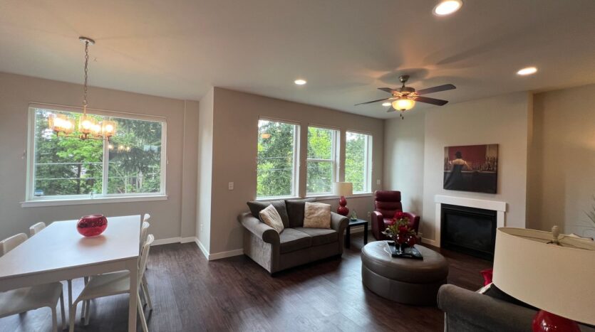 514 Fielding Court - Bellingham - Washington - 5 bed, 3.5 bath rental property