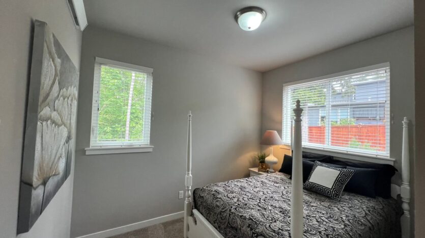 514 Fielding Court - Bellingham - Washington - 5 bed, 3.5 bath rental property