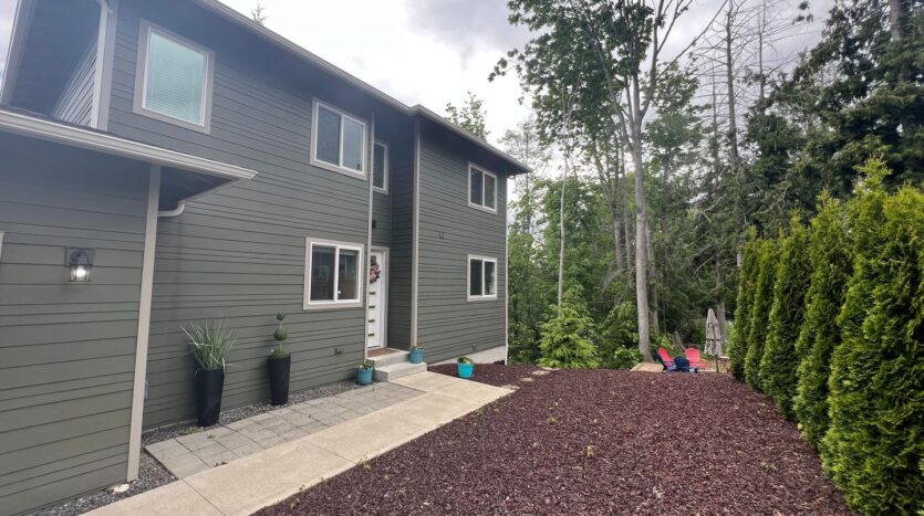 514 Fielding Court - Bellingham - Washington - 5 bed, 3.5 bath rental property