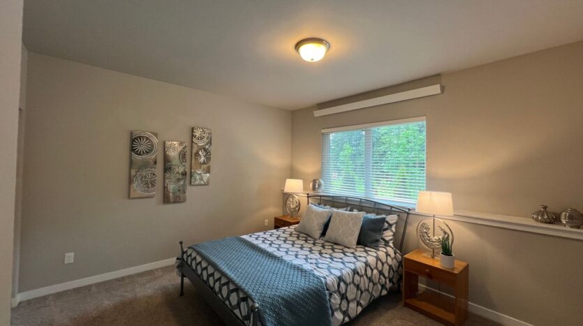 514 Fielding Court - Bellingham - Washington - 5 bed, 3.5 bath rental property
