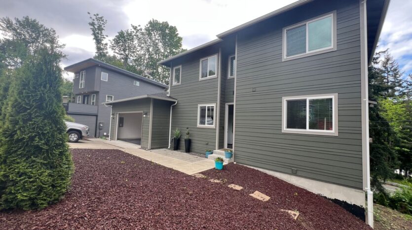 514 Fielding Court - Bellingham - Washington - 5 bed, 3.5 bath rental property