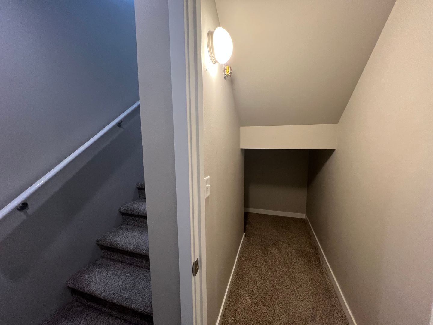 514 Fielding Court - Bellingham - Washington - 5 bed, 3.5 bath rental property