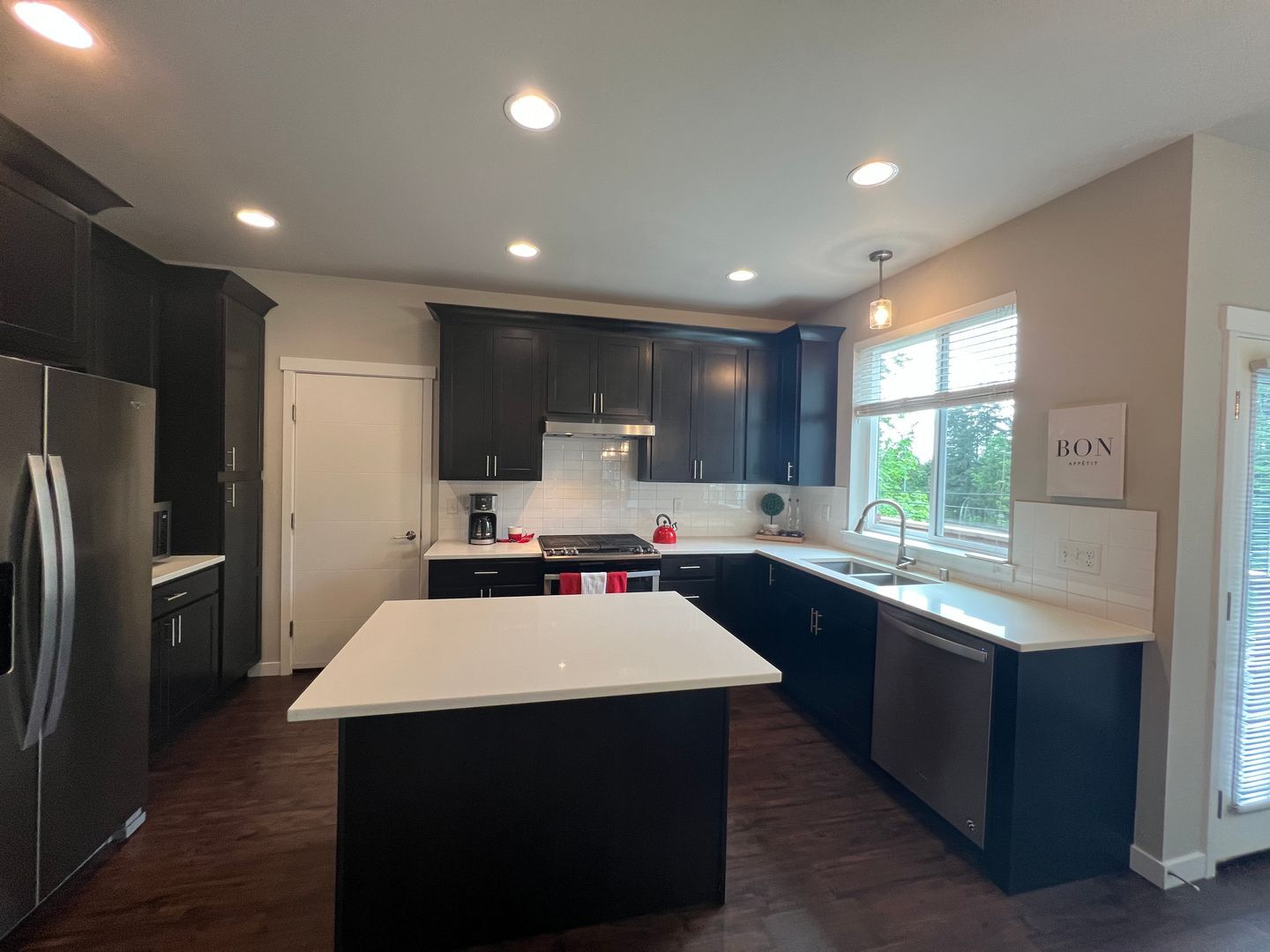 514 Fielding Court - Bellingham - Washington - 5 bed, 3.5 bath rental property