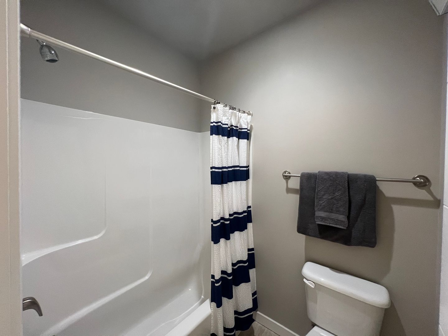 514 Fielding Court - Bellingham - Washington - 5 bed, 3.5 bath rental property