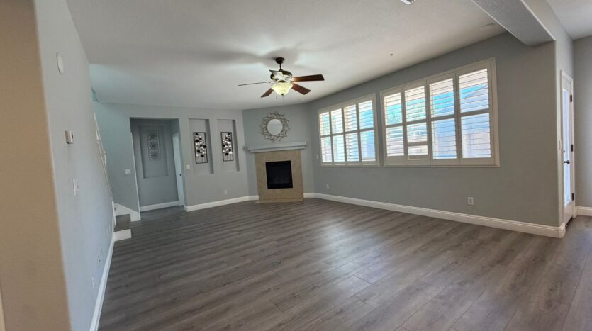 5418 Halas Ct  - Elk Grove - California - 4 bed, 3 bath rental property