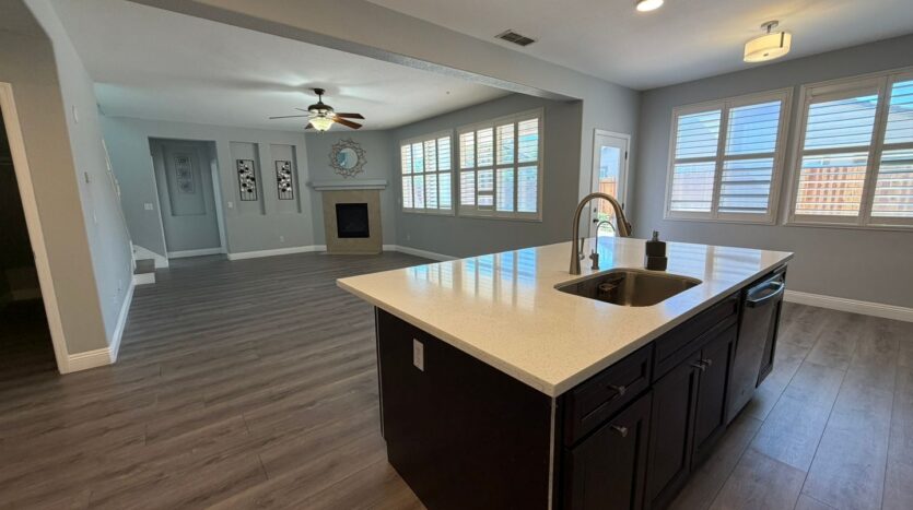 5418 Halas Ct  - Elk Grove - California - 4 bed, 3 bath rental property