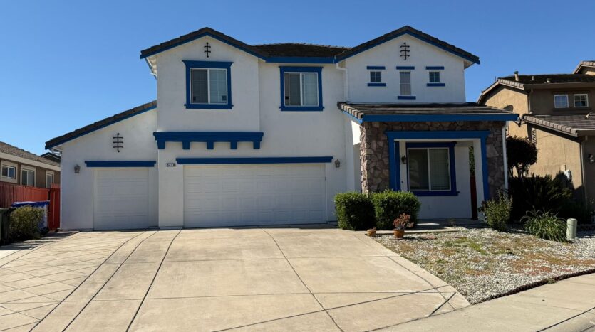 5418 Halas Ct  - Elk Grove - California - 4 bed, 3 bath rental property