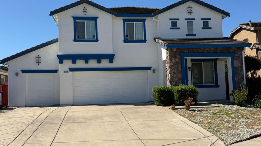 5418 Halas Ct  - Elk Grove - California - 4 bed, 3 bath rental property