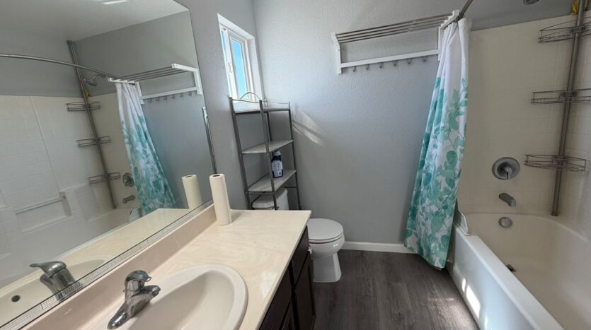 5418 Halas Ct  - Elk Grove - California - 4 bed, 3 bath rental property