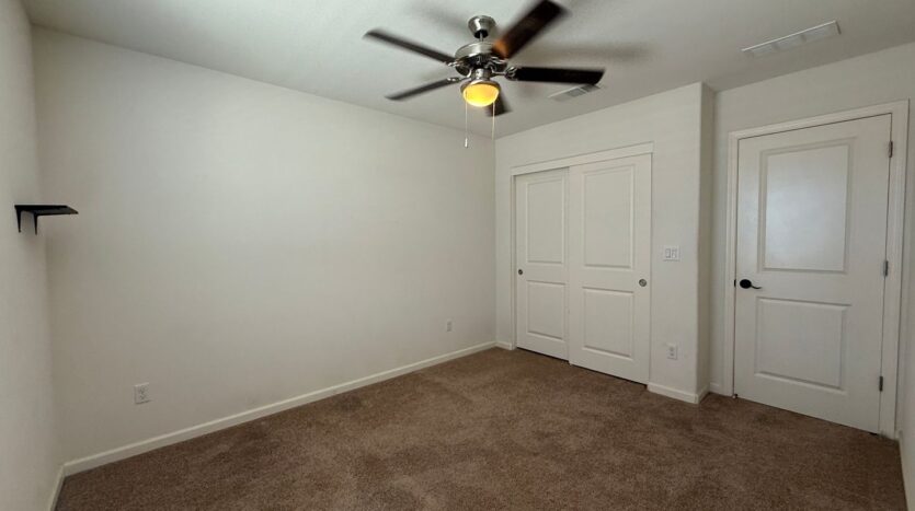 5531 W Flint Way - Fresno - California - 5 bed, 3.5 bath rental property