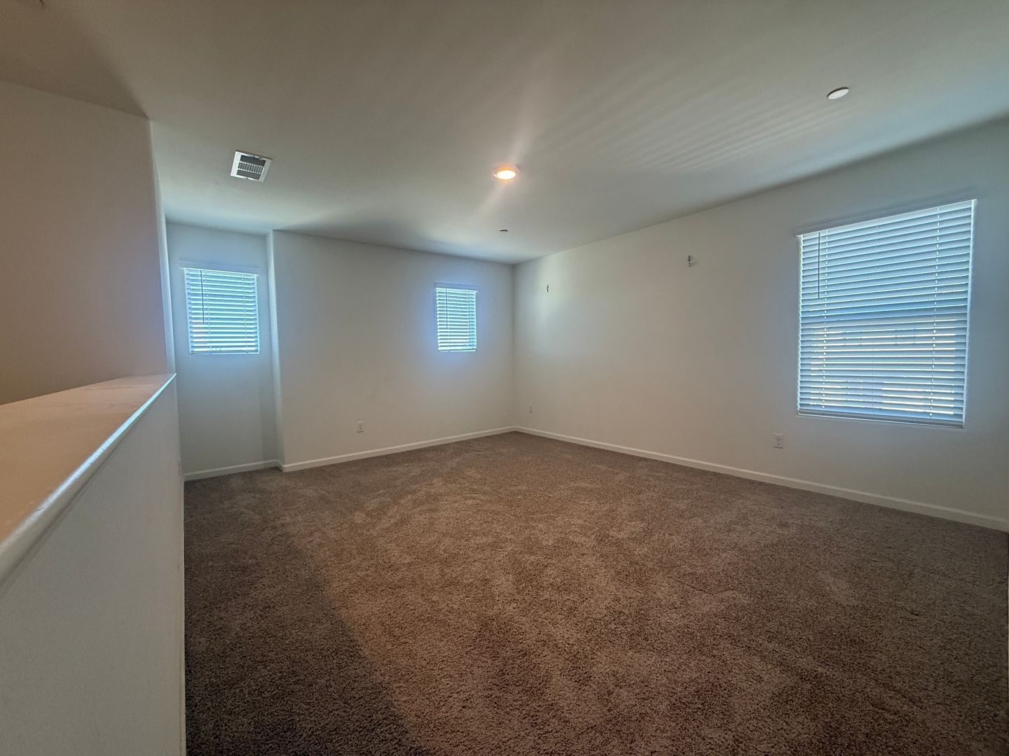 5531 W Flint Way - Fresno - California - 5 bed, 3.5 bath rental property