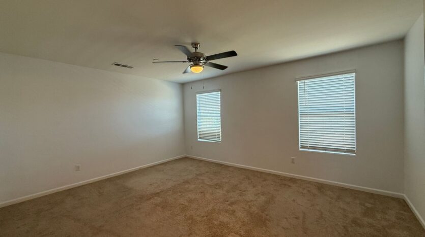5531 W Flint Way - Fresno - California - 5 bed, 3.5 bath rental property