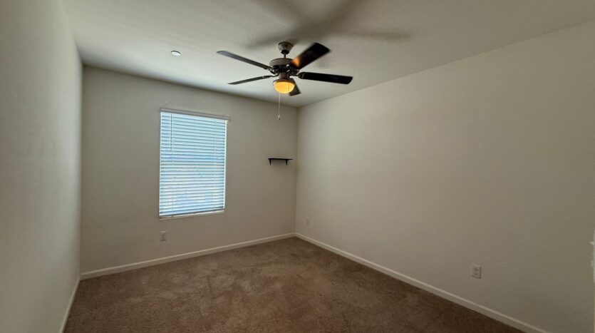 5531 W Flint Way - Fresno - California - 5 bed, 3.5 bath rental property