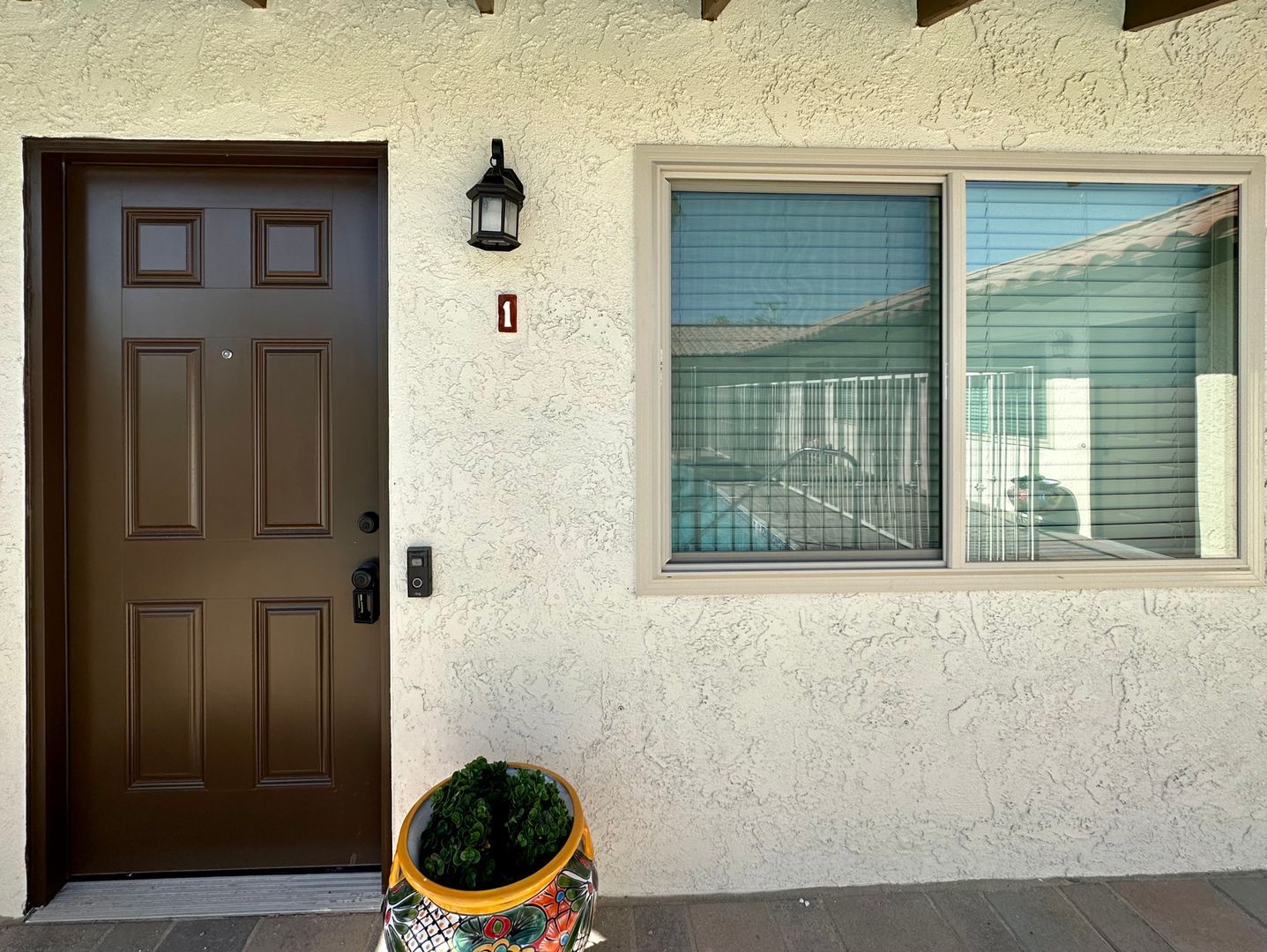 561 Desert View Dr APT 1 - Palm Springs - California - 1 bed, 1 bath rental property