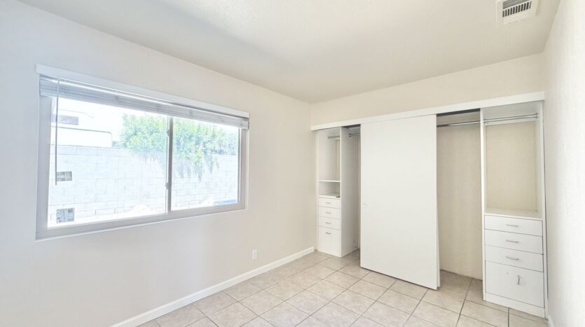 561 Desert View Drive - Unit 03 - Palm Springs - California - 2 bed, 1 bath rental property
