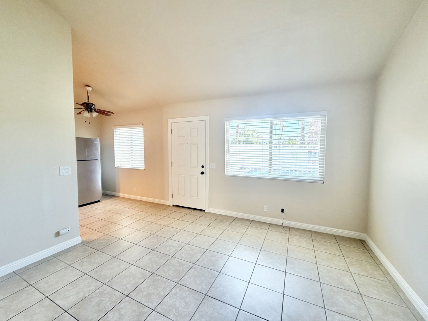 561 Desert View Drive - Unit 03 - Palm Springs - California - 2 bed, 1 bath rental property