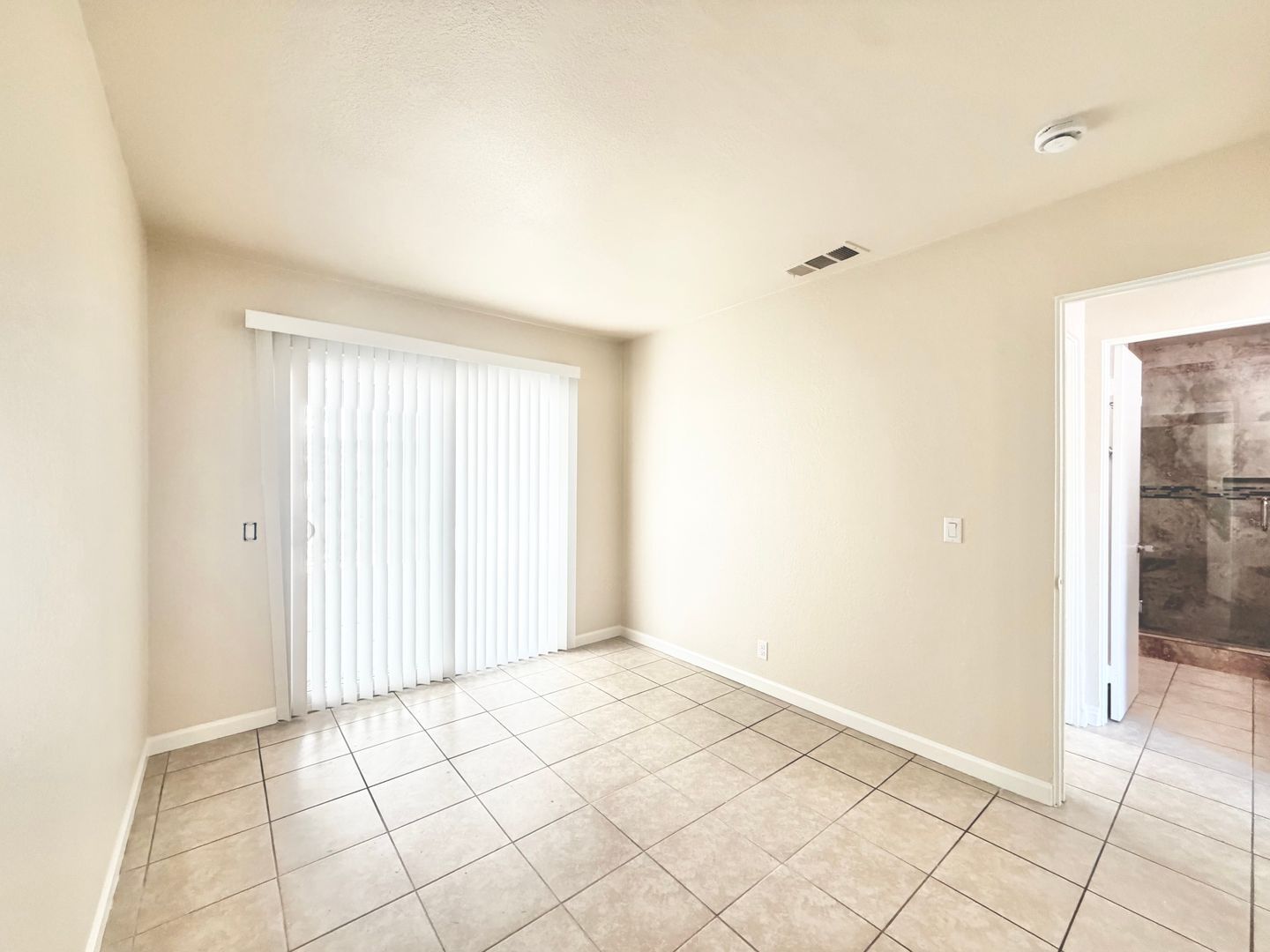 561 Desert View Drive - Unit 03 - Palm Springs - California - 2 bed, 1 bath rental property