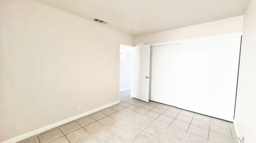 561 Desert View Drive - Unit 03 - Palm Springs - California - 2 bed, 1 bath rental property