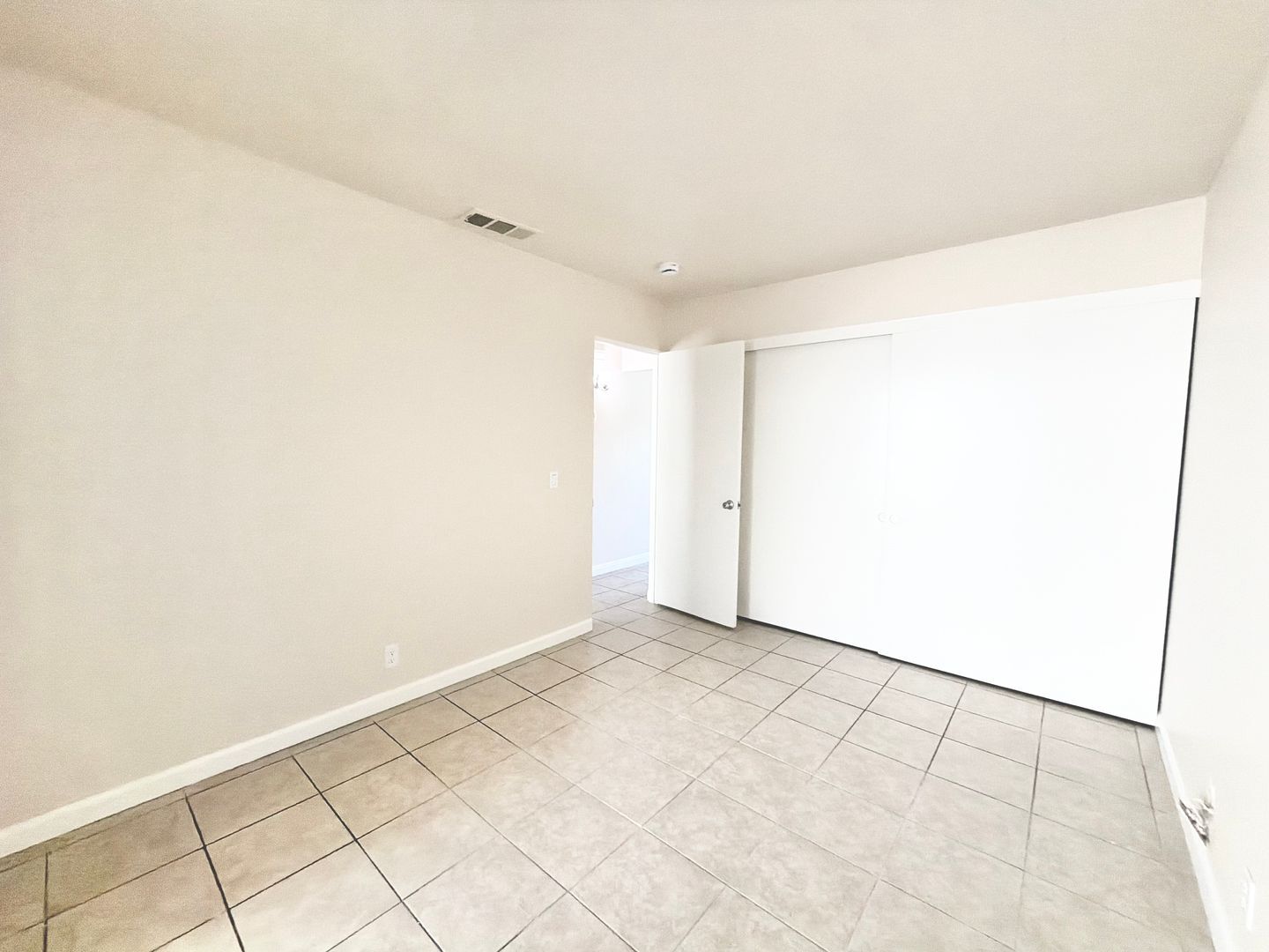 561 Desert View Drive - Unit 03 - Palm Springs - California - 2 bed, 1 bath rental property