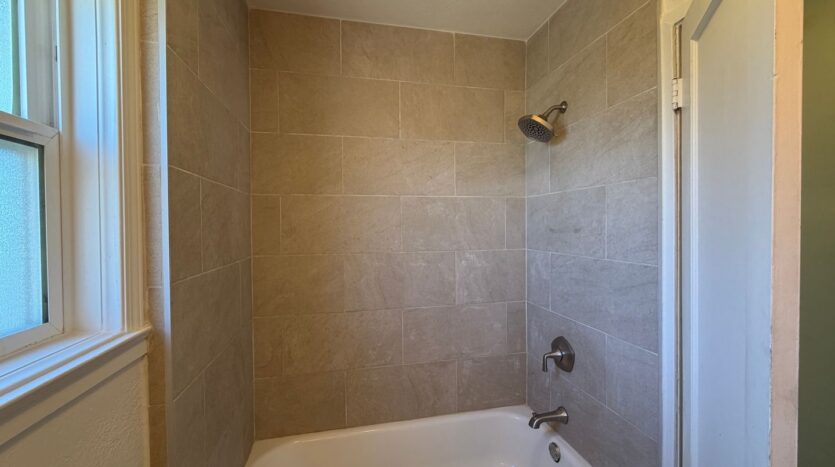 564 E Street - Chula Vista - California - 3 bed, 1 bath rental property