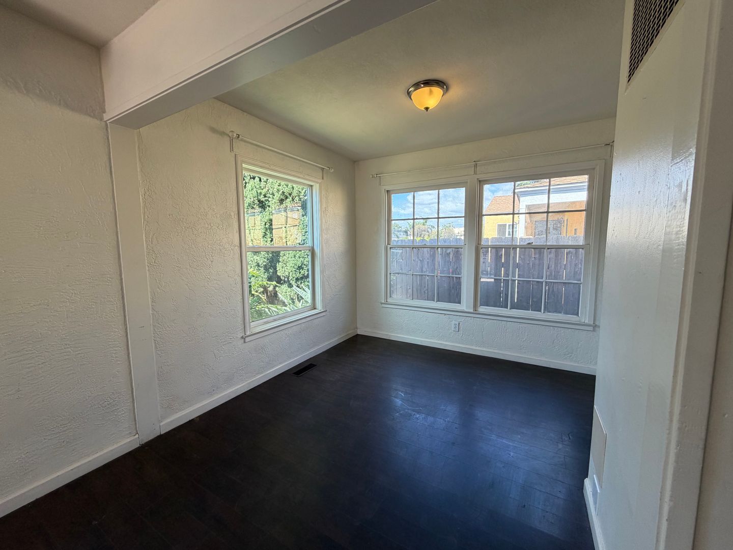 564 E Street - Chula Vista - California - 3 bed, 1 bath rental property