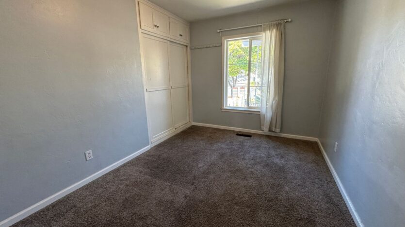 564 E Street - Chula Vista - California - 3 bed, 1 bath rental property