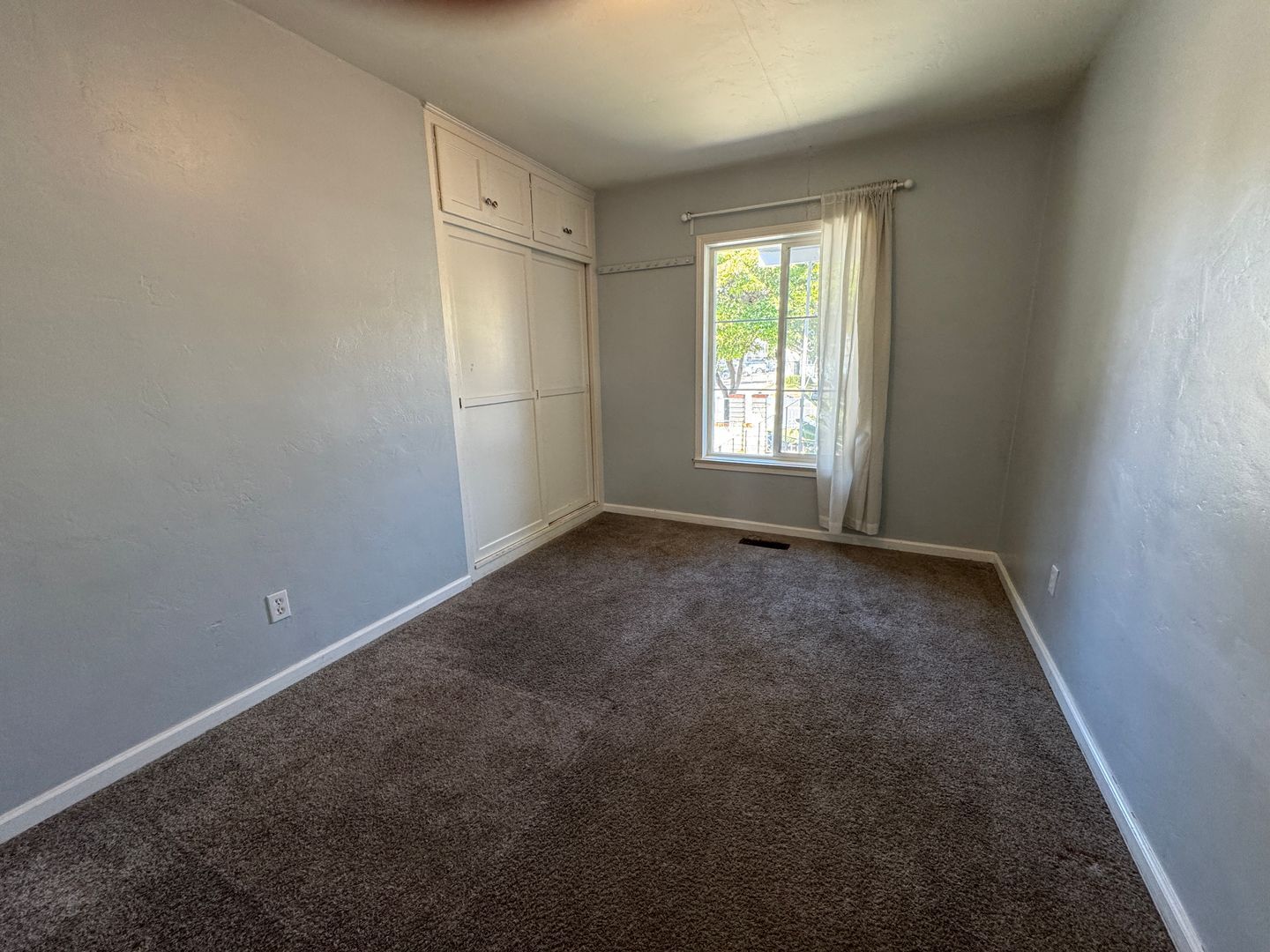 564 E Street - Chula Vista - California - 3 bed, 1 bath rental property