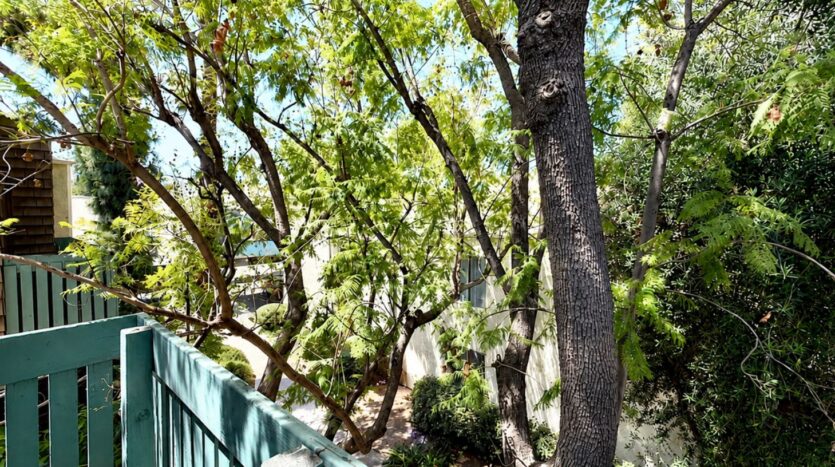 5700 Etiwanda 248 - Los Angeles - California - 2 bed, 1 bath rental property