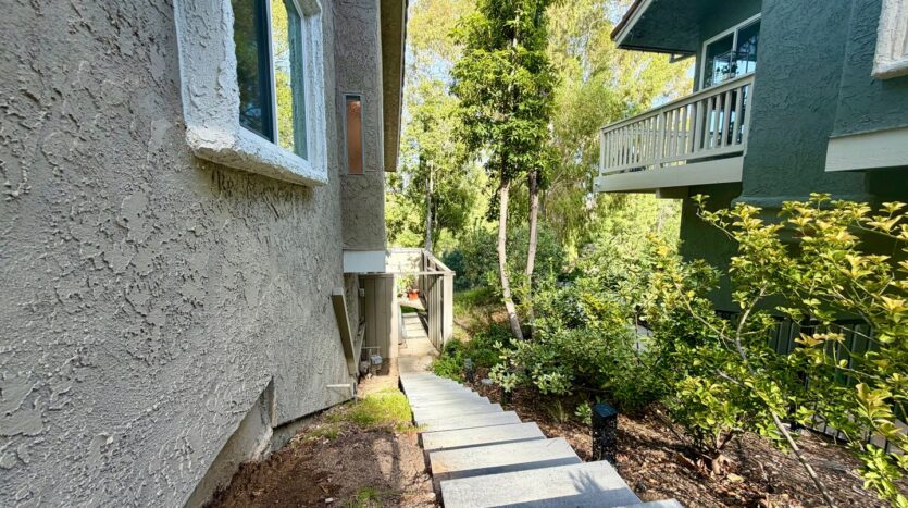 5708 Camelia Ln - Oak Park - California - 4 bed, 3 bath rental property