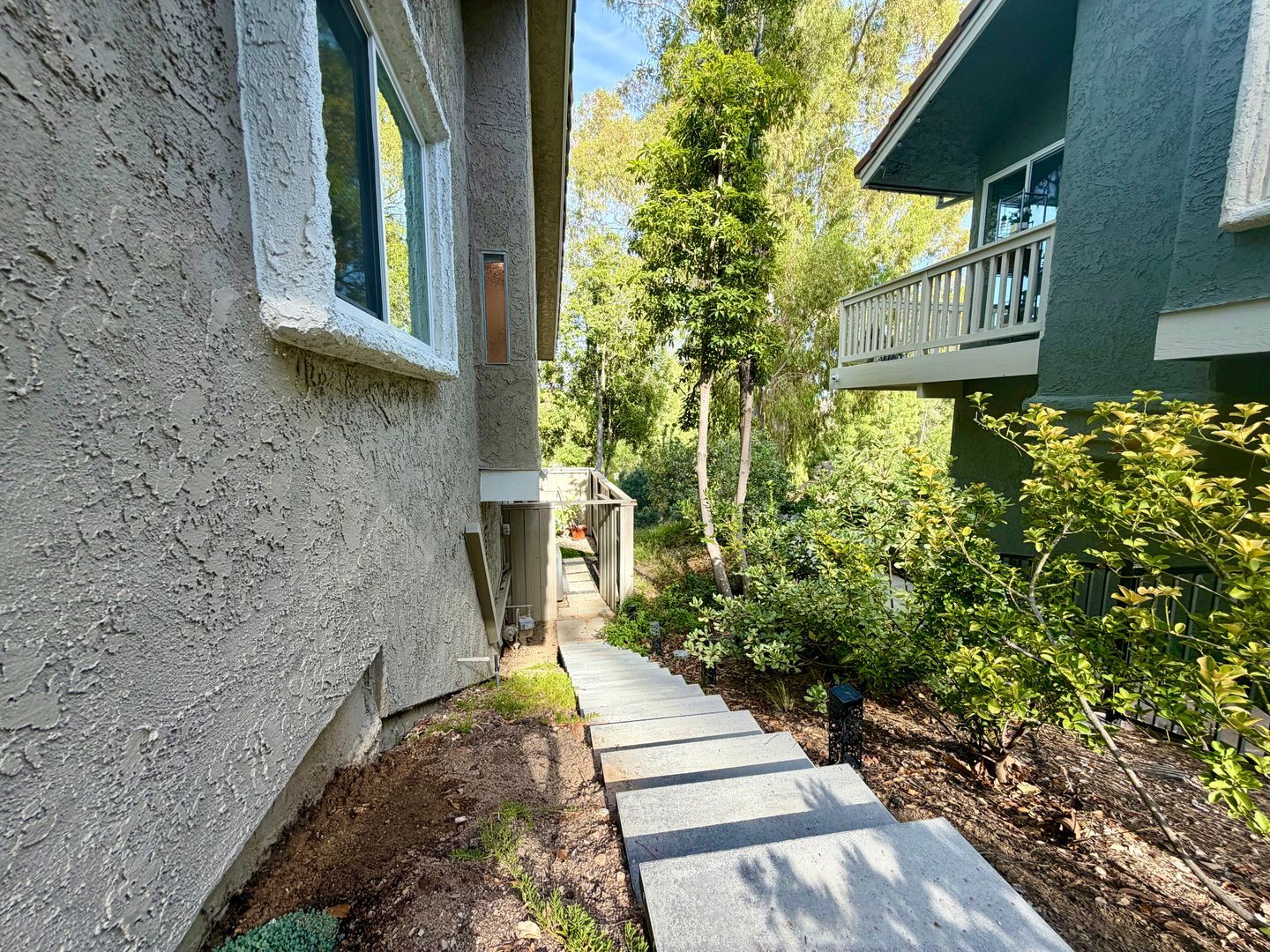 5708 Camelia Ln - Oak Park - California - 4 bed, 3 bath rental property