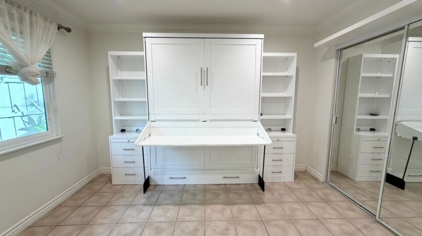 5708 Camelia Ln - Oak Park - California - 4 bed, 3 bath rental property